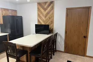 1159 Elmhurst Ln, Oshkosh, WI 54904 - Photo 7