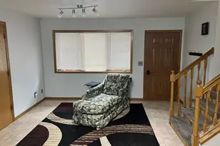 1159 Elmhurst Ln, Oshkosh, WI 54904 - Photo 5