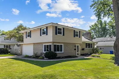 1420 S Riverdale Drive, Appleton, WI 54914 - Photo 5