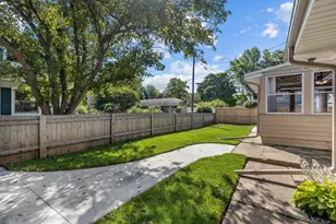 1420 S Riverdale Dr, Appleton, WI 54914 - Photo 7