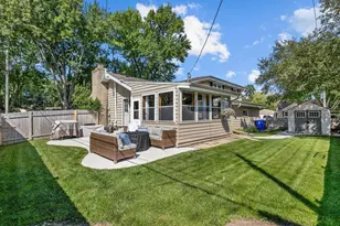 1420 S Riverdale Dr, Appleton, WI 54914 - Photo 9