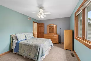 2917 E Fallcreek Ln, Appleton, WI 54913 - Photo 33