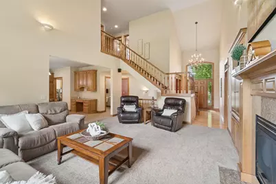 2917 E Fallcreek Lane, Appleton, WI 54913 - Photo 9