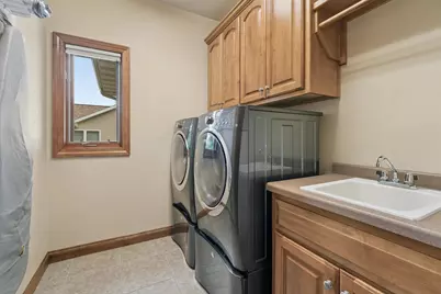 2917 E Fallcreek Lane, Appleton, WI 54913 - Photo 17