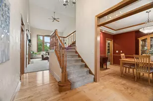 2917 E Fallcreek Ln, Appleton, WI 54913 - Photo 3