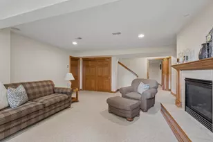 2917 E Fallcreek Ln, Appleton, WI 54913 - Photo 37