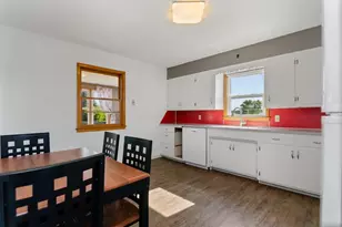 335 E Cedar St, Pulaski, WI 54162 - Photo 5