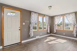 335 E Cedar St, Pulaski, WI 54162 - Photo 21