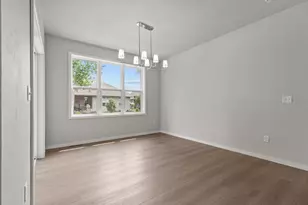3601 E Gladiolus Pl, Appleton, WI 54913 - Photo 5