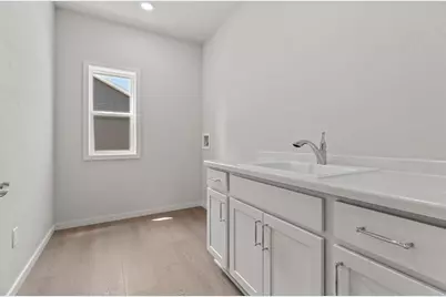 3601 E Gladiolus Place, Appleton, WI 54913 - Photo 17