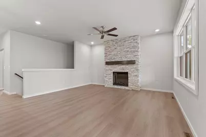 3601 E Gladiolus Place, Appleton, WI 54913 - Photo 3