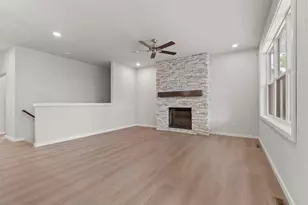 3601 E Gladiolus Pl, Appleton, WI 54913 - Photo 3