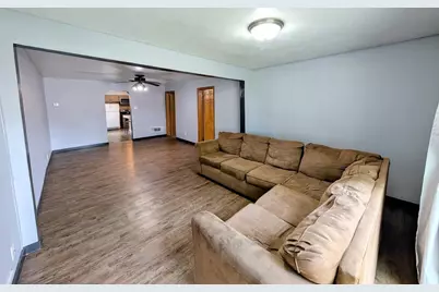 725 Main Street, Wrightstown, WI 54180 - Photo 11