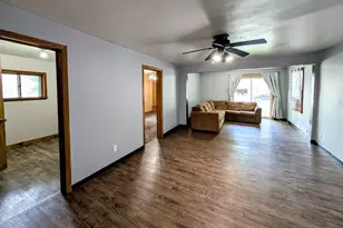 725 Main St, Wrightstown, WI 54180 - Photo 9
