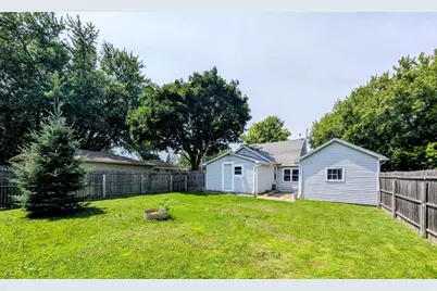 725 Main Street, Wrightstown, WI 54180 - Photo 3