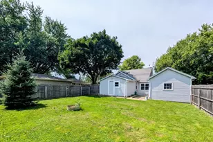 725 Main St, Wrightstown, WI 54180 - Photo 3