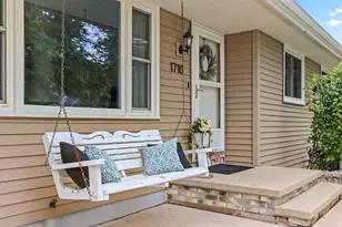 1718 Schaefer Cir, Appleton, WI 54915 - Photo 9