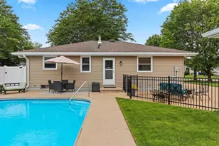 1718 Schaefer Cir, Appleton, WI 54915 - Photo 53
