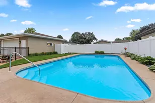 1718 Schaefer Cir, Appleton, WI 54915 - Photo 51