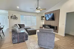 336 Village Ln, Ripon, WI 54971 - Photo 5