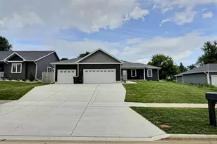 336 Village Ln, Ripon, WI 54971 - Photo 27