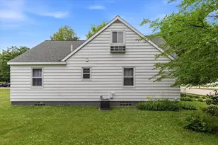 415 N Main St, Oconto Falls, WI 54154 - Photo 27