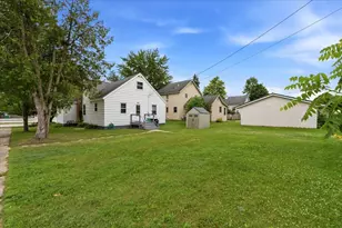 415 N Main St, Oconto Falls, WI 54154 - Photo 25