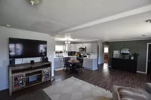 426 E Green Meadow Dr, Wautoma, WI 54982 - Photo 5