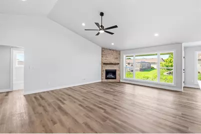 2749 Stelor Drive, Green Bay, WI 54311 - Photo 5
