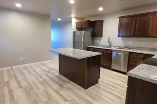 815 N Webster Ave, Green Bay, WI 54302 - Photo 3