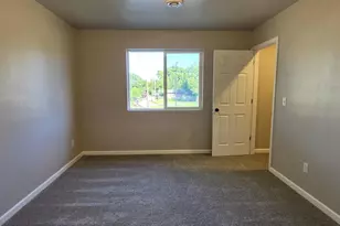 815 N Webster Ave, Green Bay, WI 54302 - Photo 5