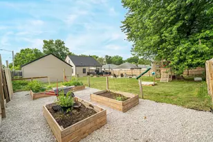 209 E 17th St, Kaukauna, WI 54130 - Photo 27