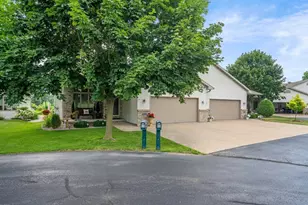 1910 E Sylvan Ave, Appleton, WI 54915 - Photo 7