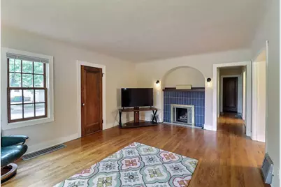221 Gray Street, Green Bay, WI 54303 - Photo 7