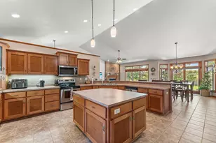 568 Royal Saint Pats Dr, Wrightstown, WI 54180 - Photo 23