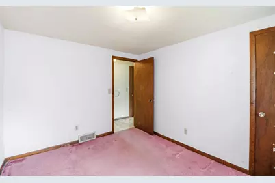 519 Robert Lane, Green Bay, WI 54311 - Photo 17