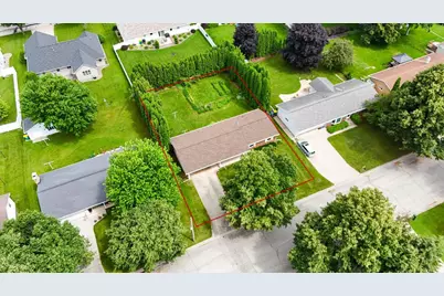 519 Robert Lane, Green Bay, WI 54311 - Photo 3
