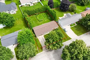 519 Robert Ln, Green Bay, WI 54311 - Photo 3
