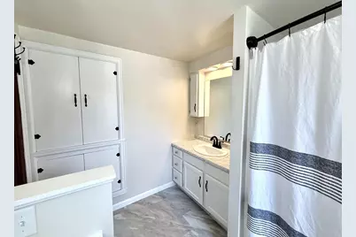 628 Roosevelt Street, Waupun, WI 53963 - Photo 21