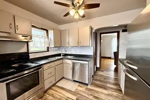 628 Roosevelt St, Waupun, WI 53963 - Photo 11