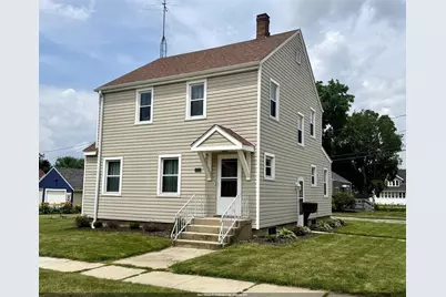 628 Roosevelt Street, Waupun, WI 53963 - Photo 1