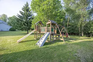212 S Birch Ave, Gillett, WI 54124 - Photo 57