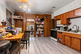 1352 Day St, Green Bay, WI 54302 - Photo 11