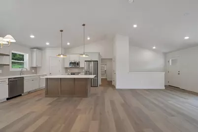 2480 Brenner Place, Green Bay, WI 54301 - Photo 11
