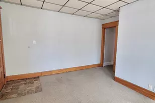 920 Dousman St, Green Bay, WI 54303 - Photo 11