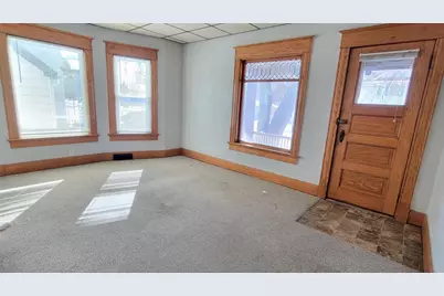920 Dousman Street, Green Bay, WI 54303 - Photo 9
