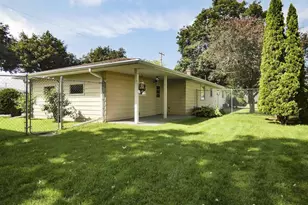 1303 S Fisk St, Green Bay, WI 54304 - Photo 39