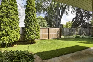 1303 S Fisk St, Green Bay, WI 54304 - Photo 37