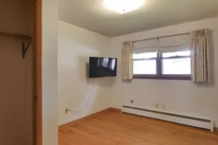 1303 S Fisk St, Green Bay, WI 54304 - Photo 27