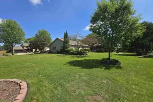 1709 E Bayberry St, Appleton, WI 54915 - Photo 15